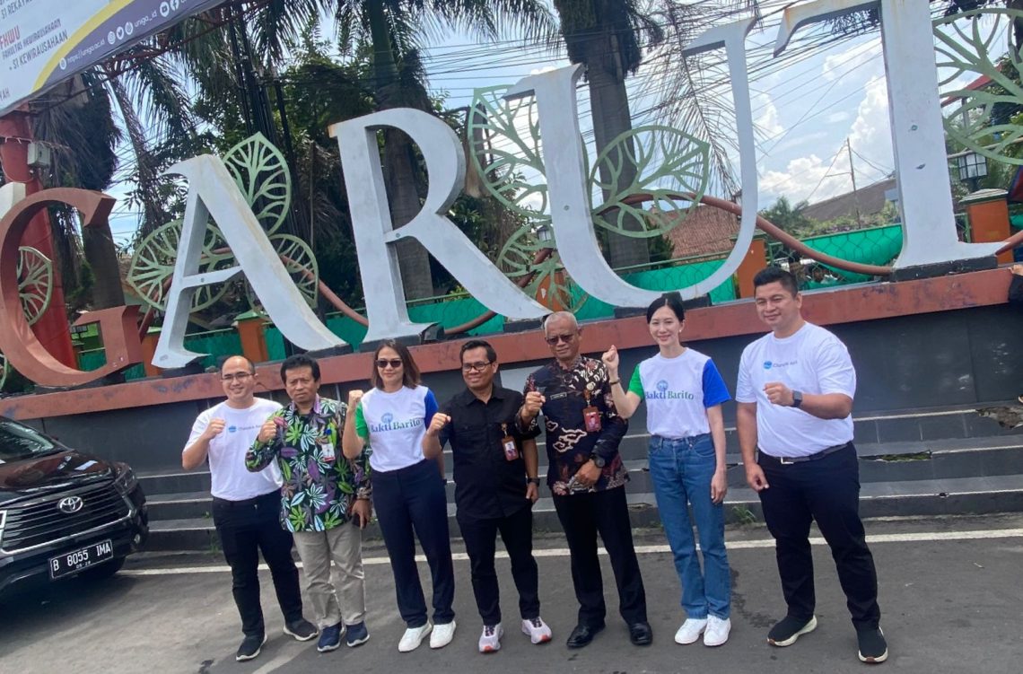Rampungkan Target Jalan Aspal Plastik, Kabupaten Garut Jadi Lokasi Penutup dengan Total Gelaran Aspal 50,2 km