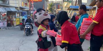 Alfamart Bagikan 35.000 Paket Buka Puasa Untuk Duafa, Melalui Warteg Gratis “ Berbagi Kebaikan “