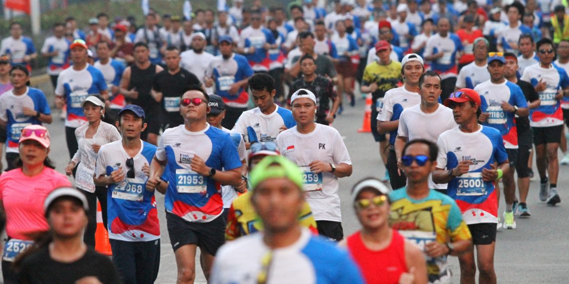 Lautan Pelari Penuhi Kawasan Sudirman Thamrin dalam Ajang BTN JAKIM 2024