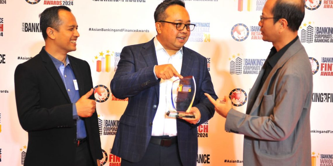 BTN Raih Penghargaan Indonesia Domestic Technology & Operations Bank of the Year dalam Ajang ABF Wholesale Banking Awards 2024