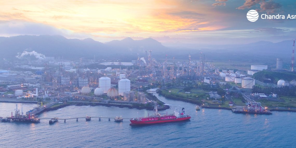 Chandra Asri Group Layani Kepelabuhan dan Penyimpanan Curah Cair Terpadu melalui PT Chandra Pelabuhan Nusantara (CPN)