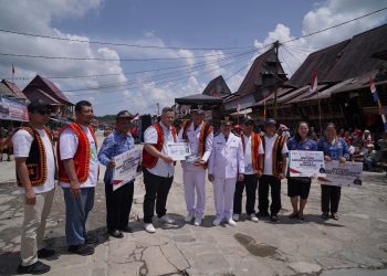 Mandiri Capital Indonesia Berpartisipasi di Program Relawan Bakti BUMN 2024 di Desa Wisata Hilisimaetano, Nias Selatan.
