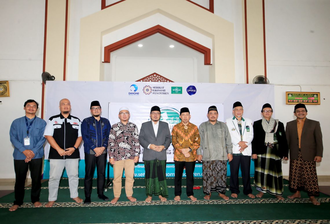 Dukung Kemandirian Ekonomi Pesantren, Danone Indonesia Gandeng Serikat Ekonomi Pesantren dan RMI NU untuk Selenggarakan Sekolah Bisnis Pesantren bagi 26.000 Santri