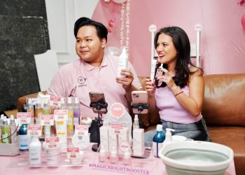 ISWHITE Resmi Luncurkan Produk Terbaru AHA BHA PHA BodyBooster Exfoliating Secara Eksklusif di Shopee,Disiarkan Langsung Bersama Marsha Aruan