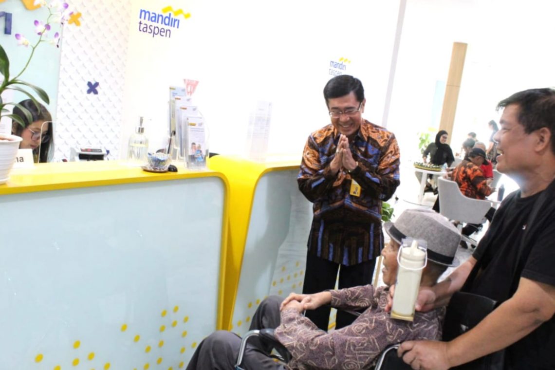 Peringati Hari Pelanggan Nasional, Bank Mandiri Taspen Gelar Program Direktur Menyapa Nasabah