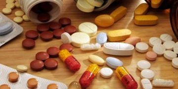 Ketergantungan Impor Bahan Baku Obat Nasional Tembus 90 Persen