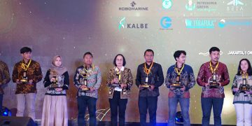 Pasar Modal Indonesia Berikan Bantuan Sarana Pendidikan dan Dukungan Untuk UMKM di Kabupaten Kuningan