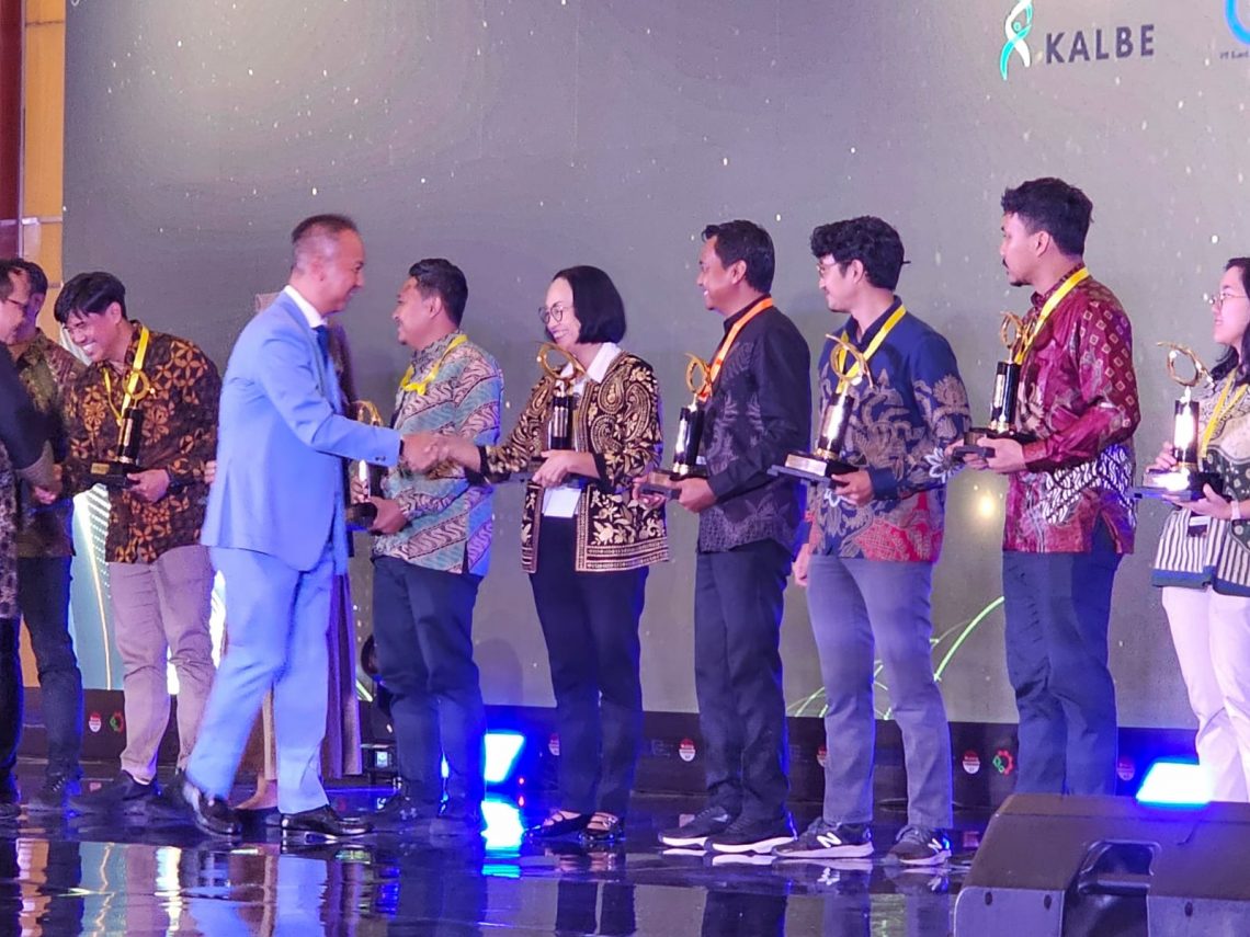 Mampu Meningkatka n Efisiensi Dan Produktivitas Pabrik Serta Mampu Mengurangi Emisi, Menperin Ri Agus Gumiwang Apresiasi Dua Rintisan Teknologi Industri (Rintek) Petrokimia Gresik