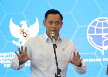 Temui Menhub Dudy, AHY Minta Biaya Logistik Harus Ditekan