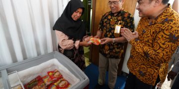 Bank Mandiri Taspen dan PT Charoen Phokpand Indonesia Resmikan Toko Frozen Mantap untuk Mendukung Pertumbuhan Kewirausahaan Pensiunan