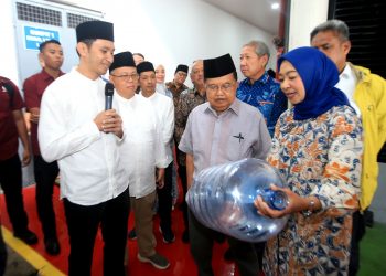 AQUA dan Dewan Masjid Indonesia Tandatangani Nota Kesepahaman, Meningkatkan Kemitraan Strategis untuk Mendorong Kesejahteraan Umat