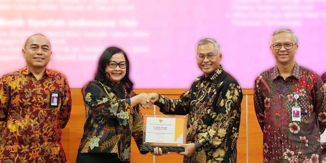 Dominasi Penjualan SBSN, Bank Mandiri Sabet Gelar Mitra Distribusi Terbaik SBSN 2024 dari Kemenkeu
