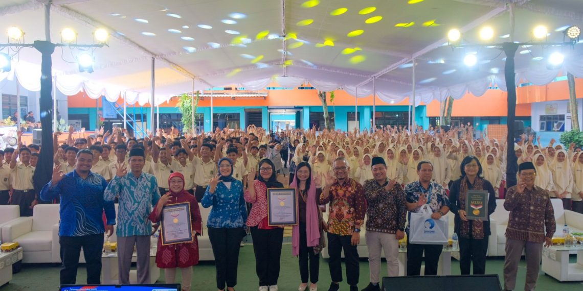 Danone Indonesia dan MPKU PP Muhammadiyah Gelar Edukasi Akbar Sekolah Sehat untuk Tekan Angka Stunting Nasional
