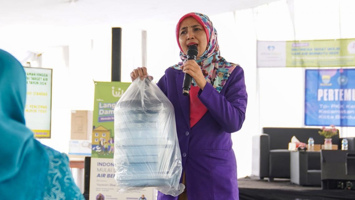 Stop Kontaminasi Air! Yayasan Jiva Svastha dan IAKMI Kota Bandung Gelar Aksi Nyata: Edukasi Air Minum & Tukar Galon Usang