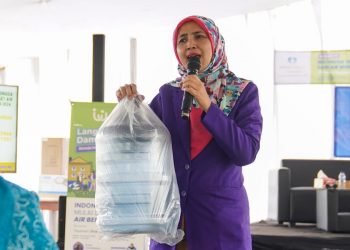 Stop Kontaminasi Air! Yayasan Jiva Svastha dan IAKMI Kota Bandung Gelar Aksi Nyata: Edukasi Air Minum & Tukar Galon Usang