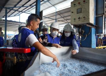 Dukung Peta Jalan Pengurangan Sampah Plastik Indonesia, AQUA Perkuat Ekosistem Pengelolaan Sampah di Jawa dan Bali