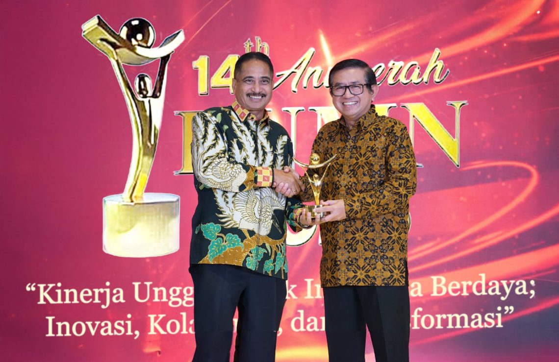 Strategi Hilirisasi & Pengembangan SDM Petrokimia Gresik Raih Dua Penghargaan “14Th Anugerah Bumn 2025”