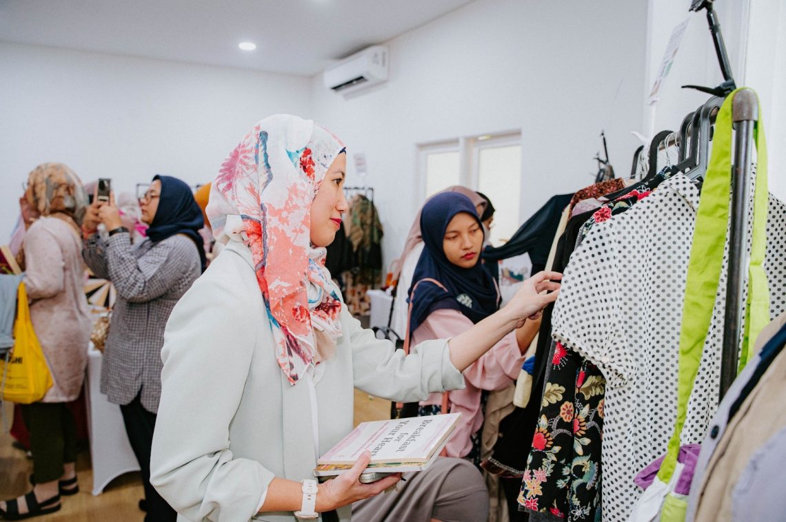 Takut THR Cepat Habis? Berikut 5 Tips Kelola THR Agar Tidak Boncos Jelang Lebaran