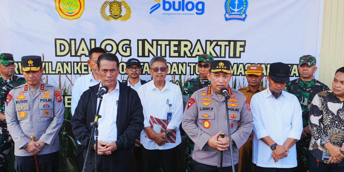 Kapolri-Mentan Tinjau Gudang Bulog Tanete, Cek Kesiapan Tampung dan Jaga Kualitas Pangan