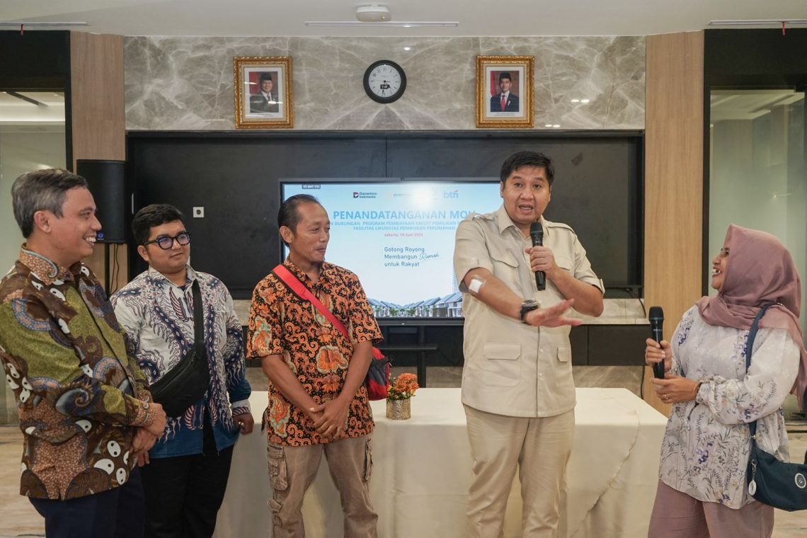 Apresiasi BTN, Menteri PKP dan Jajaran Buka Rekening Tabungan