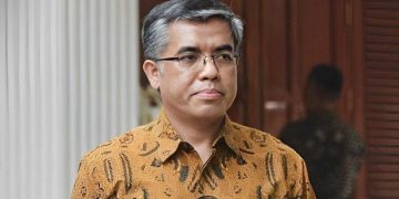 Penurunan PMI Manufaktur RI Berpotensi Tingkatkan PHK, Ini Kata Menaker Yassierli