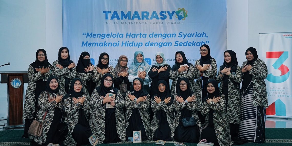 Prudential Syariah bersama LAZ Al Azhar Gelar Literasi Keuangan Syariah bagi Ratusan Perempuan di wilayah Karawang