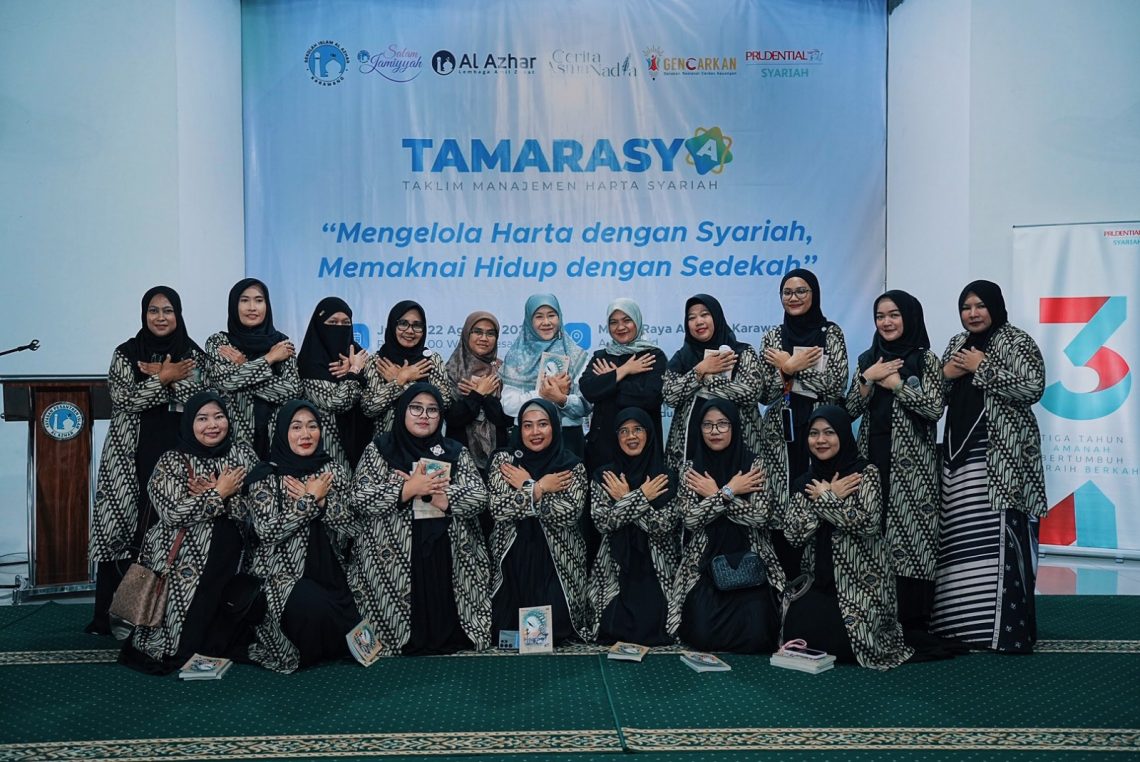 Prudential Syariah bersama LAZ Al Azhar Gelar Literasi Keuangan Syariah bagi Ratusan Perempuan di wilayah Karawang