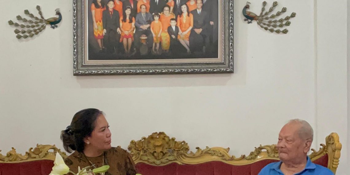 Memperingati HUT RI ke-80, Bank Mandiri Taspen Memberikan Apresiasi Kepada Bapak Drs. Benny Soeparno, Purnawirawan TNI AU, Atas Pengabdian dan Jasa Beliau Bagi Indonesia