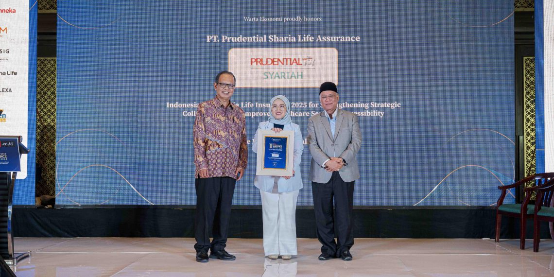 Prudential Syariah Raih Penghargaan “Indonesia Best Sharia Life Insurance 2025” Atas Upaya Tingkatkan Akses Layanan Kesehatan untuk Peserta