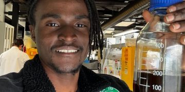 Julian Brown! Penemu Muda yang Ubah Plastik Jadi Bahan Bakar Mengaku Sedang “Diserang”, Ibunya Pastikan Kondisinya Aman