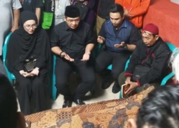 Pasha Ungu Melayat ke Rumah Duka Ojol yang Tewas Dilindas Rantis Brimob: Nyawa Tak Bisa Diganti, Harus Ada Pertanggungjawaban