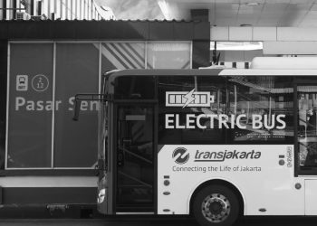 Fasilitas TransJakarta Jadi Sasaran Pembakaran dan Penjarahan