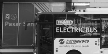 Fasilitas TransJakarta Jadi Sasaran Pembakaran dan Penjarahan