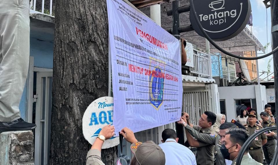 Air Isi Ulang di Jakarta Selatan Terbukti Tercemar, Lima Depot Ditutup Satpol PP