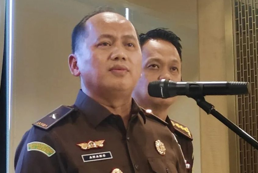 “Operasi Kejagung: Penggeledahan Bea Cukai Ungkap Dugaan Suap Ekspor Limbah POME”