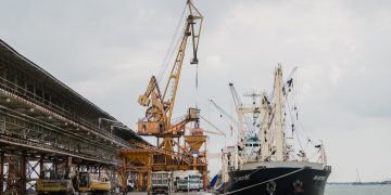 Petrokimia Gresik Perkuat Efisiensi Energi dan Dekarbonisasi Lewat Implementasi Green & Smart Port