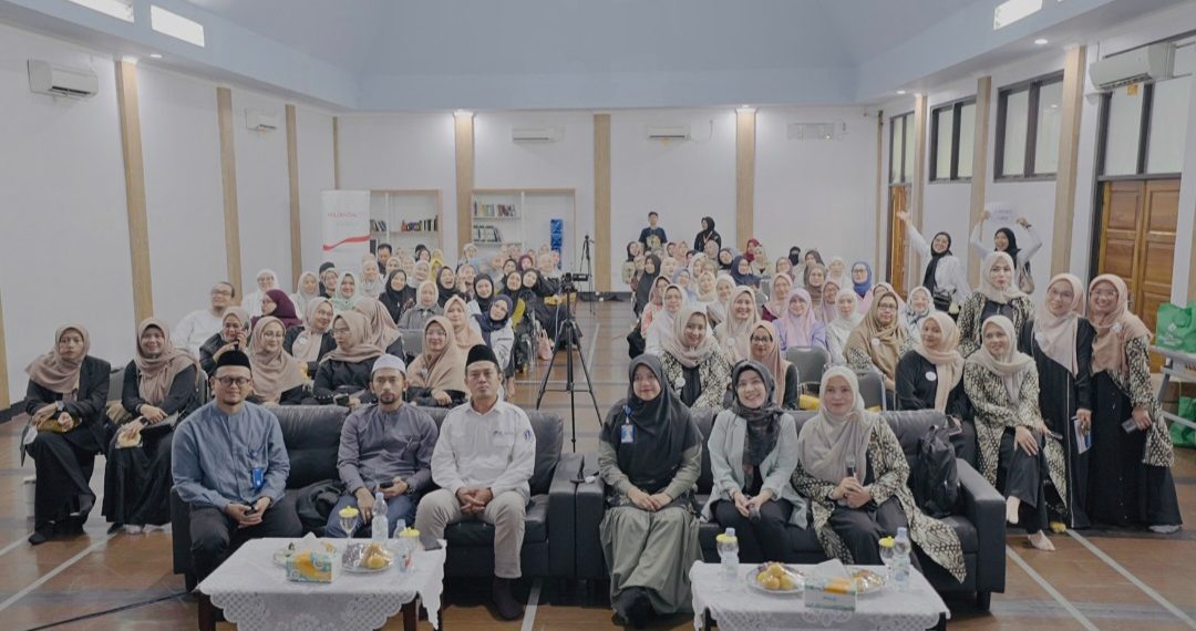 Prudential Syariah Gandeng LAZ Al-Azhar Edukasi Orang Tua Soal Literasi Keuangan dan Teknologi di Bandung