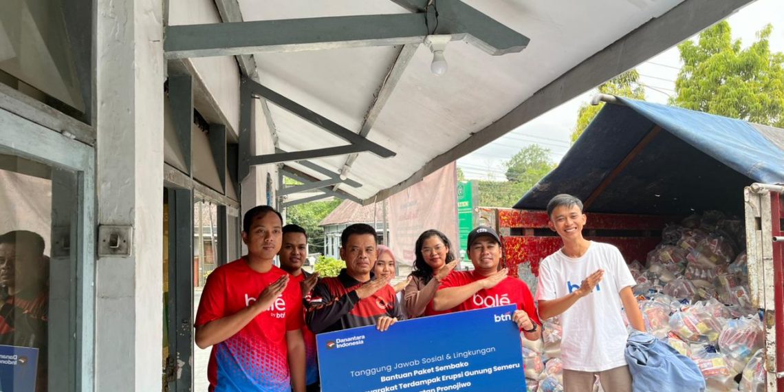 BTN Salurkan Bantuan untuk Warga Terdampak Erupsi Semeru