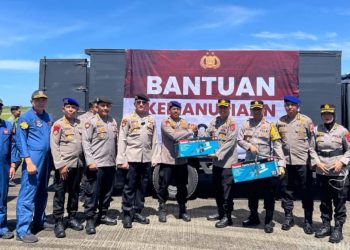 Mabes Polri Salurkan Bantuan Logistik untuk Daerah Terparah Terdampak Banjir dan Longsor di Sumbar