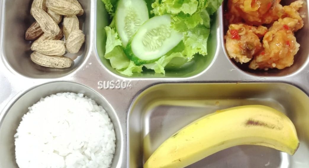 Program MBG Diprediksi Pacu Pertumbuhan Ekonomi Nasional Hingga Rp900 Triliun