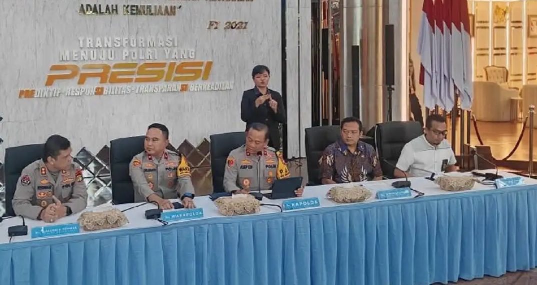 Polisi Tetapkan 8 Tersangka Kasus Dugaan Ijazah Palsu Presiden Jokowi