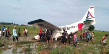 Kapten Eko Ceritakan Detik-detik Pesawat GA28 Mendarat Darurat di Sawah Karawang