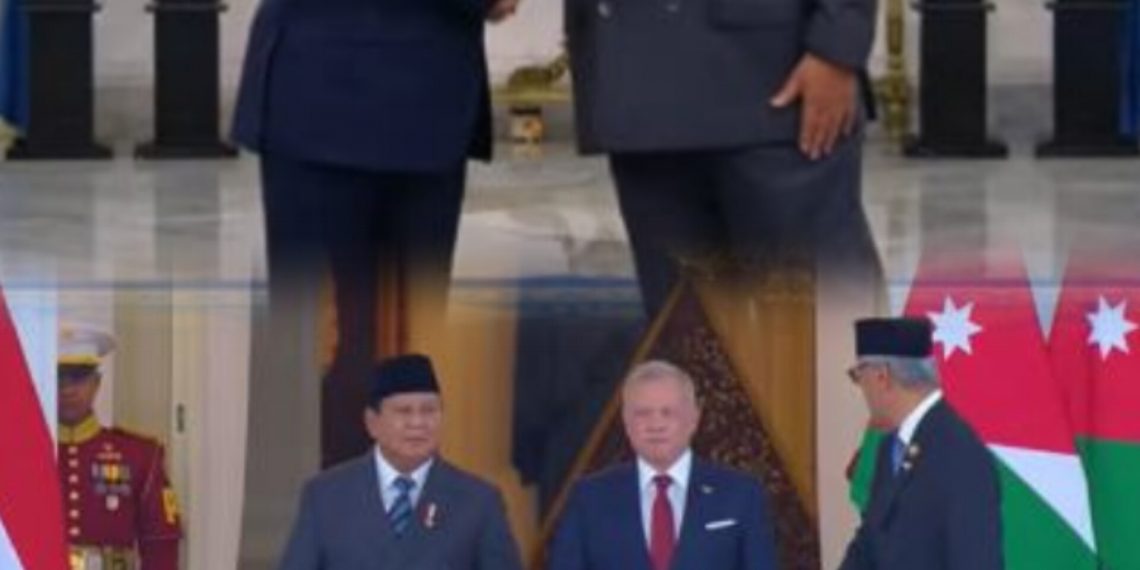 Raja Yordania Abdullah II Tiba di Jakarta, Disambut Hangat oleh Presiden Prabowo