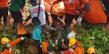 Pencarian 7 Korban Longsor Cilacap Berlanjut, Tim SAR Gunakan Lima Metode Evakuasi