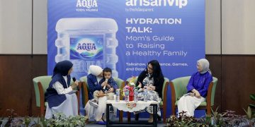AQUA dan The Asian Parent Perkuat Peran Ibu dalam Edukasi Hidrasi Sehat untuk Keluarga
