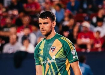 Maarten Paes Tegaskan Tidak Tahu Asal Rumor Gabung Persib Bandung