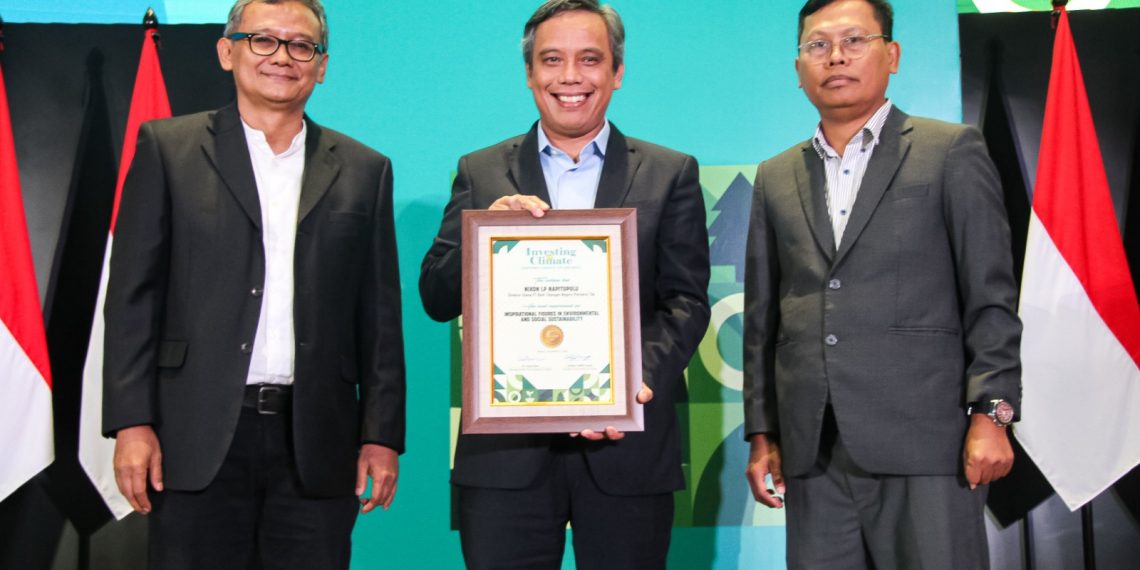 Dirut BTN Raih Penghargaan Inspirational Figure in Environmental and Social Sustainability