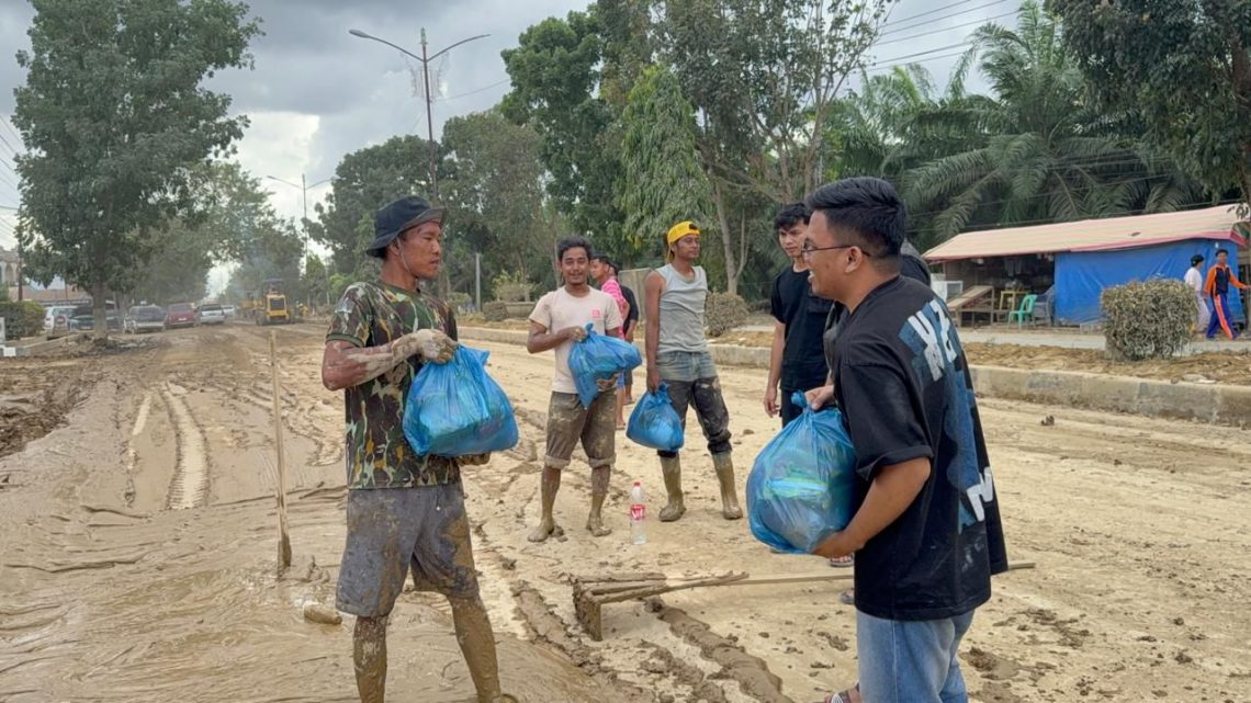 Panitia Natal Nasional Salurkan 1.520 Paket Bantuan untuk Warga Aceh Terdampak Bencana