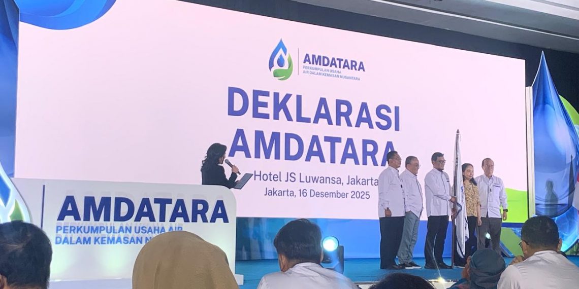 AMDATARA Resmi Dideklarasikan, Perkuat Kolaborasi dan Keberlanjutan Industri AMDK Nasional