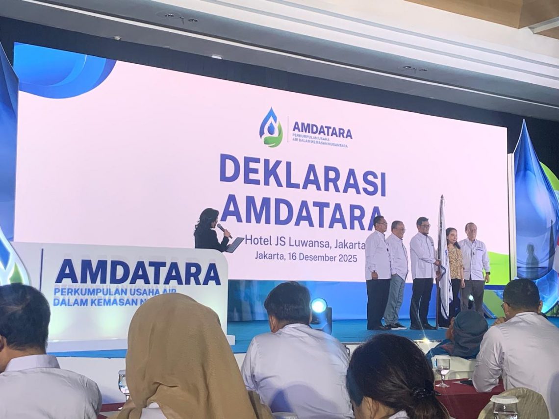 AMDATARA Resmi Dideklarasikan, Perkuat Kolaborasi dan Keberlanjutan Industri AMDK Nasional
